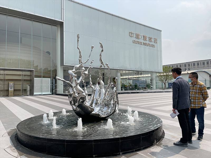 佛山國通廣場示范區中建寰球薈不銹鋼景觀雕塑(圖2)